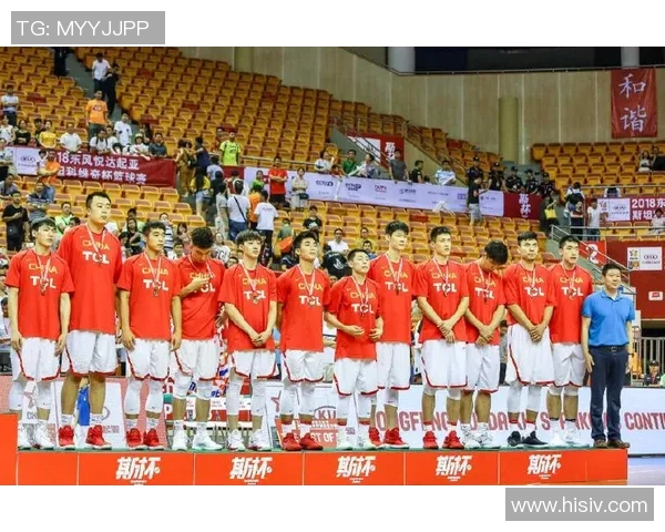 中国红队迎战埃及队全力争胜展现实力与团队精神 中国红队迎战埃及队全力争胜展现实力与团队精神