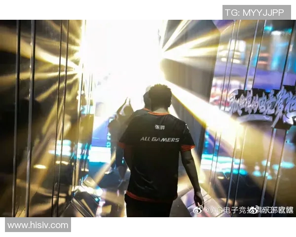 代怀博的成长之路：从青涩少年到职场精英的蜕变与奋斗